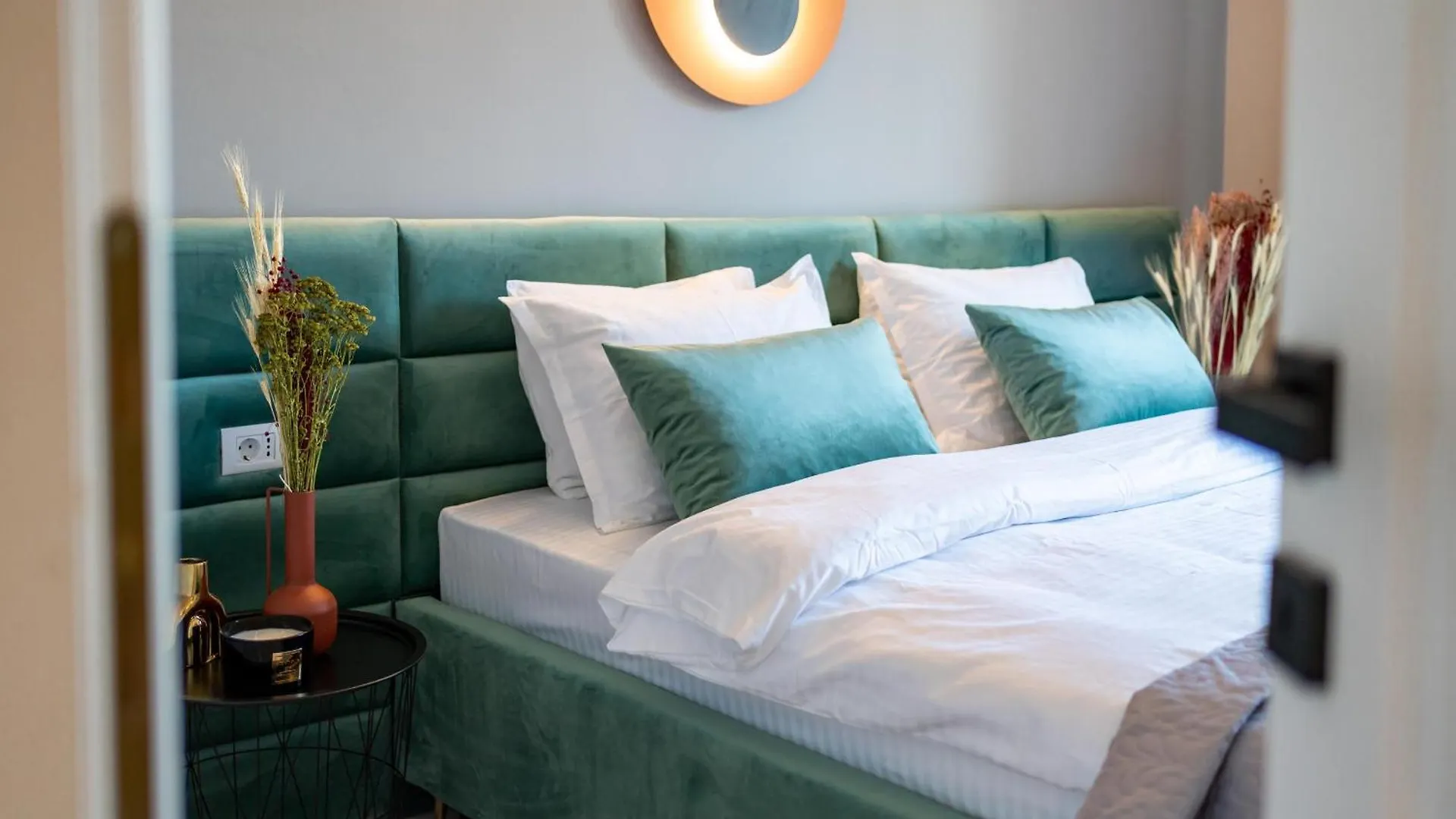 Stylish Comfort - 2Br Apartment In Vibrant East Bucharest