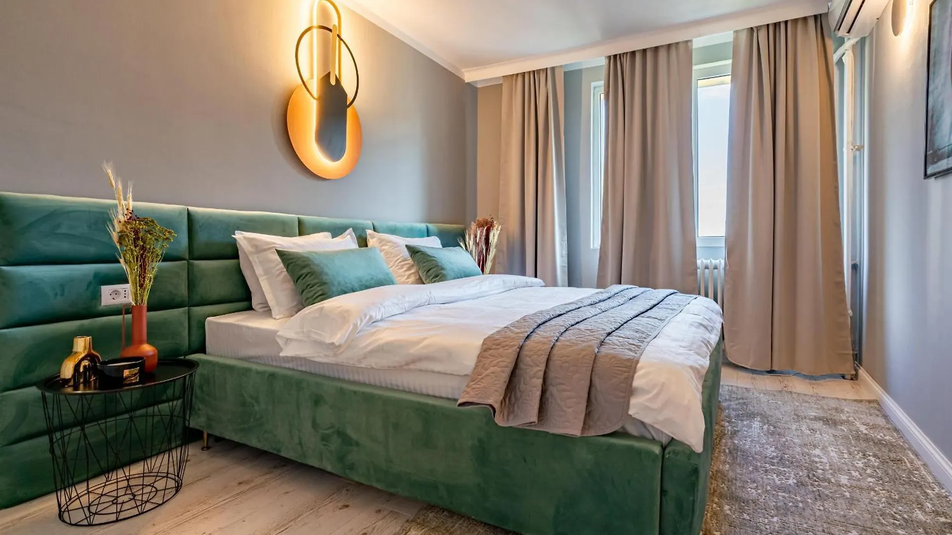 Stylish Comfort - 2Br Apartment In Vibrant East Bucharest